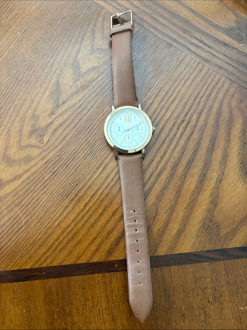 Classic Brown Leather Strap Men's Watch - Timeless Casual Style